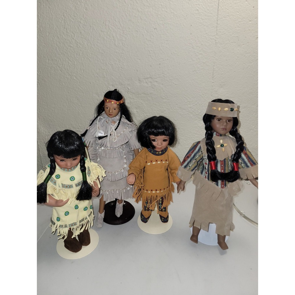 Porcelain‎ Native American Doll Figures Lot Of 4
